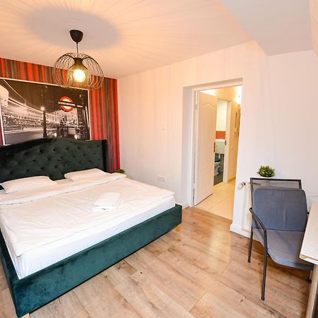 The Lincoln Suites - Central Shabbat Friendly Apartments Βουκουρέστι Εξωτερικό φωτογραφία