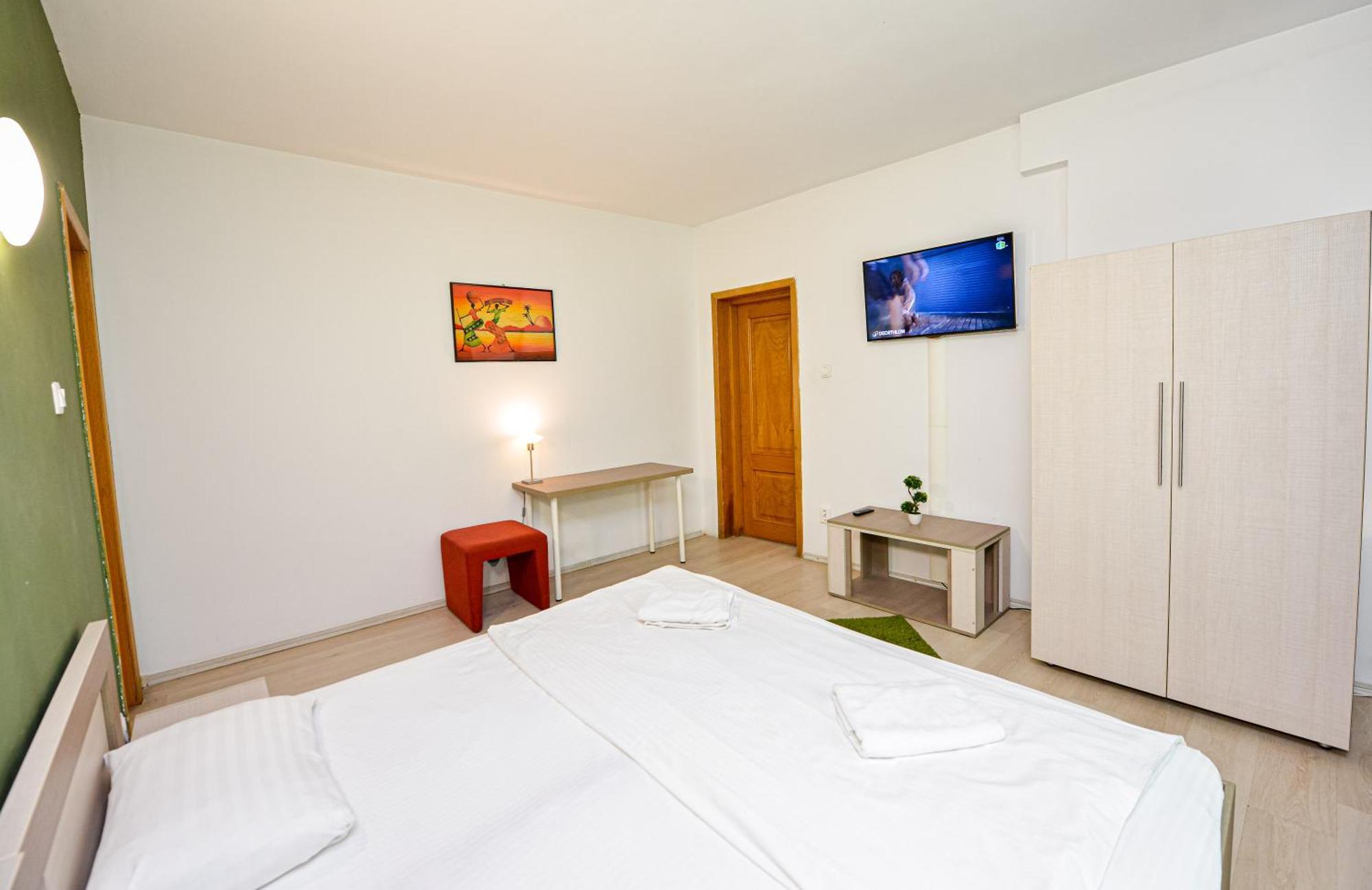 The Lincoln Suites - Central Shabbat Friendly Apartments Βουκουρέστι Εξωτερικό φωτογραφία