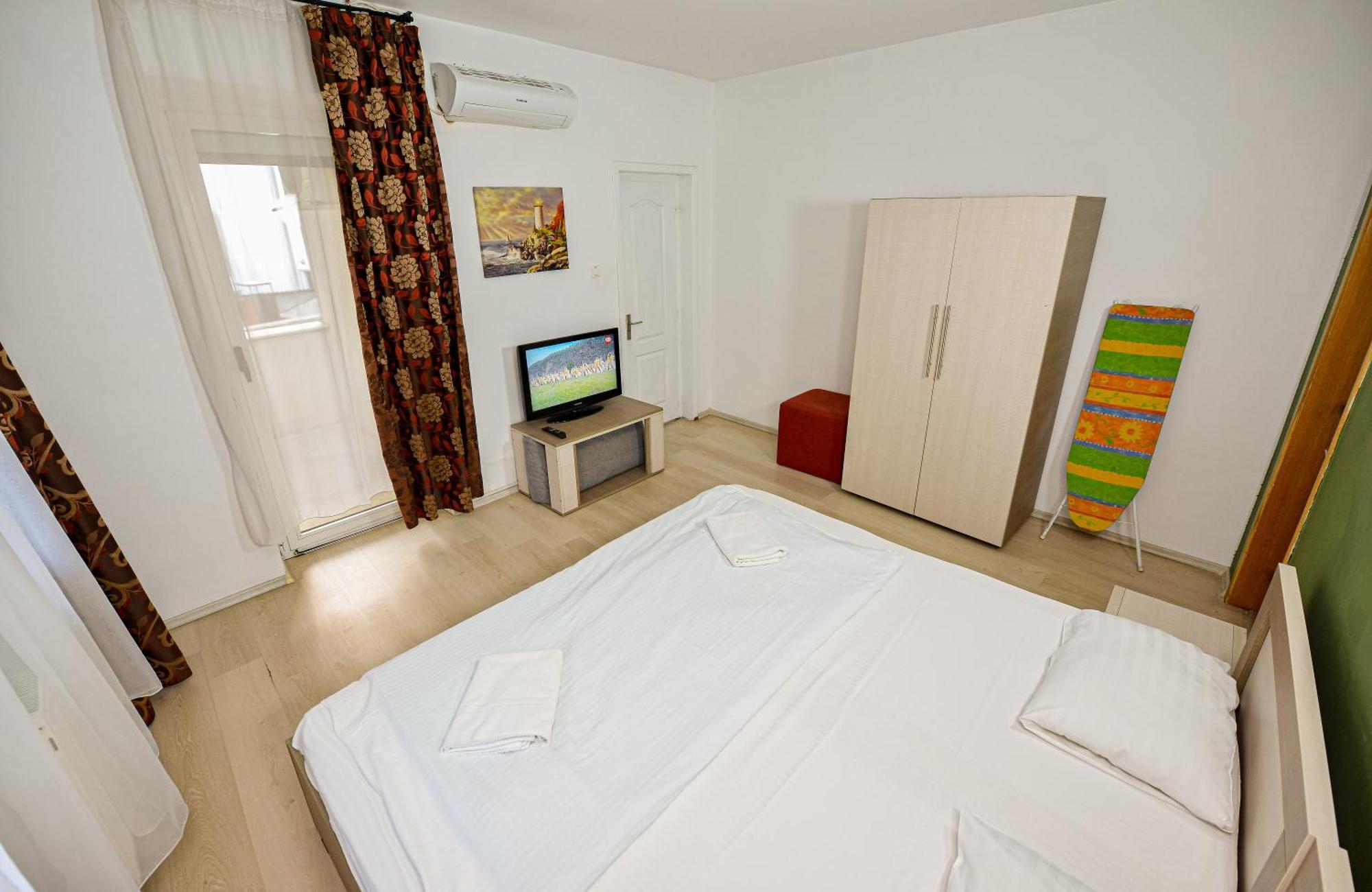 The Lincoln Suites - Central Shabbat Friendly Apartments Βουκουρέστι Εξωτερικό φωτογραφία