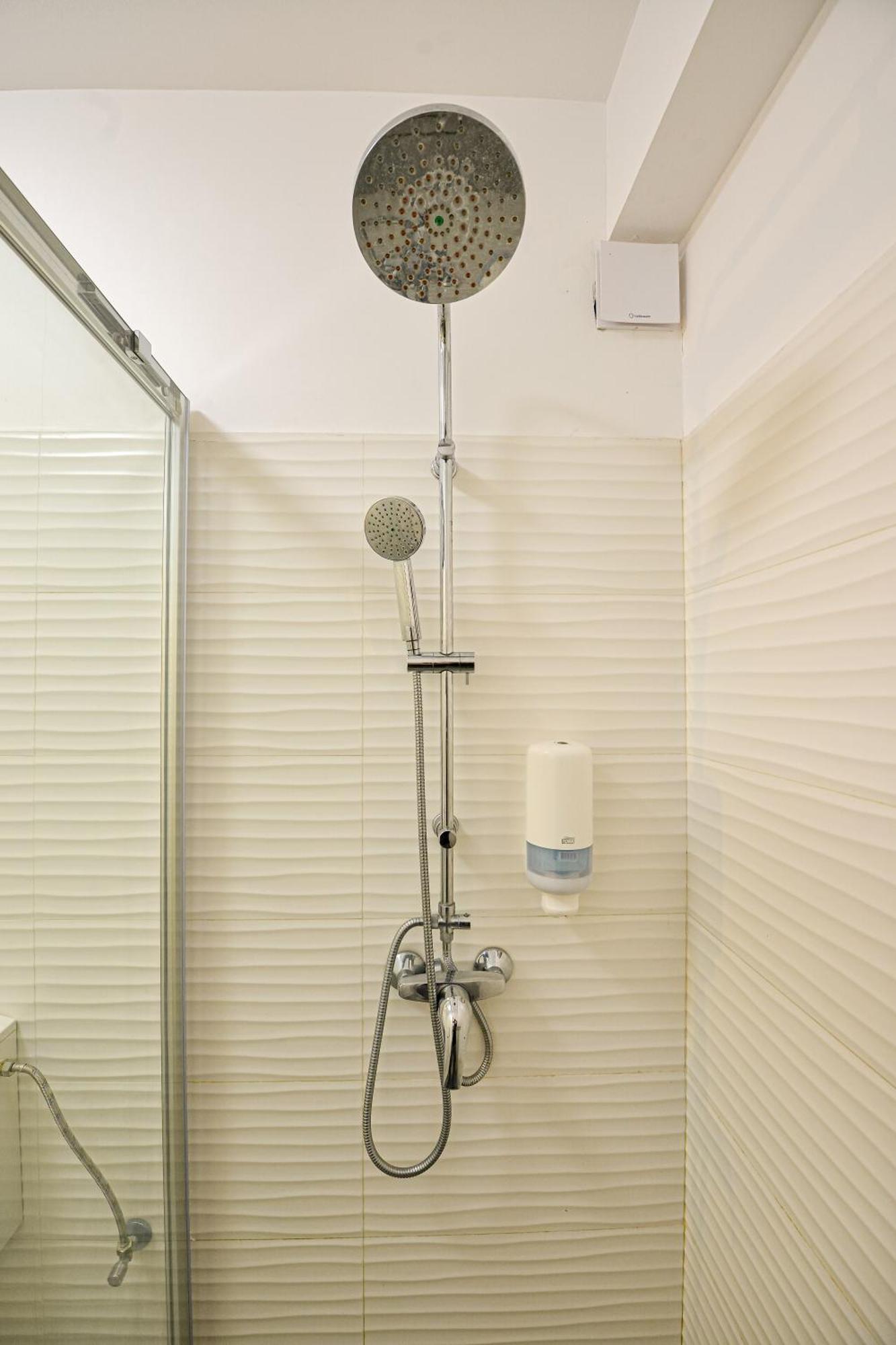 The Lincoln Suites - Central Shabbat Friendly Apartments Βουκουρέστι Εξωτερικό φωτογραφία