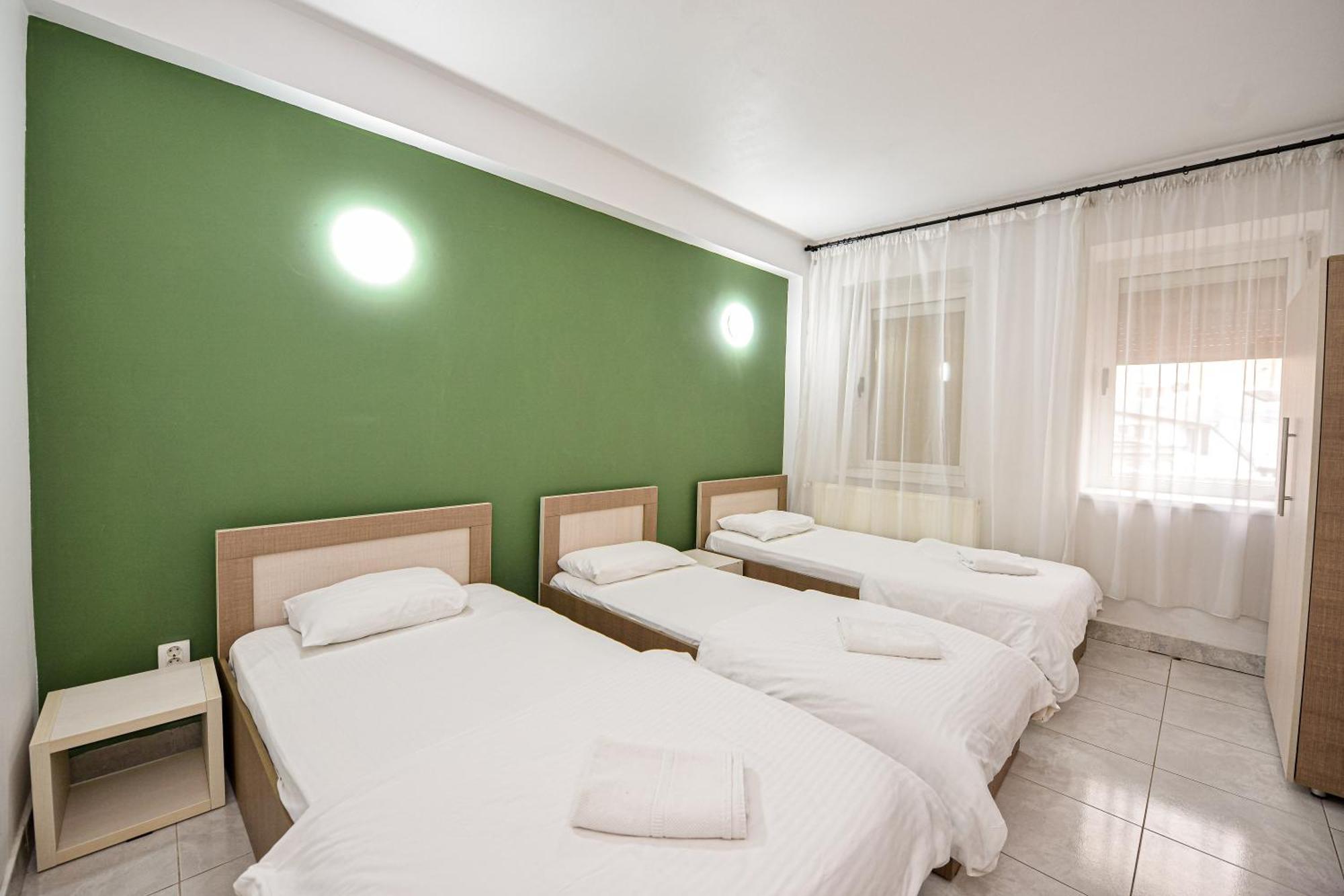 The Lincoln Suites - Central Shabbat Friendly Apartments Βουκουρέστι Εξωτερικό φωτογραφία